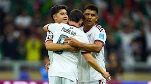 ¡Vamos como los cangrejos! Mexicano que brilló en el Mundial está en la cuerda floja en su club de Europa