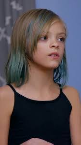 Caitlin Schroeder's Instagram, Twitter & Facebook