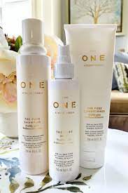 Clean Haircare Review Frederic Fekkai The One Pure Shampoo Conditioner Hair Mist A Beauty Edit Pure Shampoo Hair Care Brands Pure Products