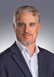 Welcome to the family, Matt Henry! 🗒️ https://wahoowa.net/3XGYtCG  🔶⚔️🔷#GoHoos