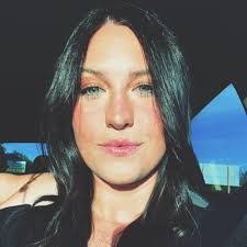 Alicia Mcintosh's Instagram, Twitter & Facebook