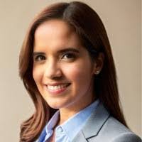 Kristi Coates's Instagram, Twitter & Facebook