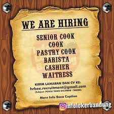 Penggantian kurir ini dilakukan oleh penjual demi mempercepat pengiriman barang kepada pelanggan. Lowongan Kerja Bee House Cafe Rest Bandung Januari 2020 Pastry Barista Kota Bandung