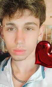 Grazie per avermi accettata nel gruppo, sono nonna di 5 splendidi nipoti 💖