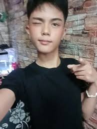 Does your dog have a 'puffy lips' face?