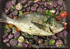 Orata al forno con patate e pomodorini. Orata Al Forno Con Patate Viola E Pomodorini Citta Nuova Citta Nuova