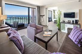 It is located between the bayfront park to the south end, and the american airlines arena to the north. Hotel Bayside In Scharbeutz Hotel De
