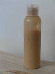 Trouvez votre produit hydratant visage en ligne sur et faites vous livrer à domicile ou en pharmacie avec le click and collect. Recette D Un Lait Hydratant Visage Et Corps Bonne Mine Les Recettes Cosmetiques Bio De Nine