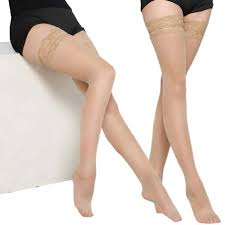 Simple, soft netting will make your legs look flawless while showing off your curves and the subtle bandeau tops can be paired with any style of garter belt. Jual 2 Pairs Lace Topped Thigh High Sheer Fishnet Stockings Ladies Sexy Hold Ups Online April 2021 Blibli