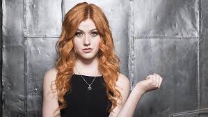 Per quanto riguarda le italiane spicca sicuramente vanessa incontrada, attrice e conduttrice televisiva. Attrici Attrice Americana Katherine Mcnamara Capelli Lunghi Capelli Rossi Sfondo Hd Wallpaperbetter