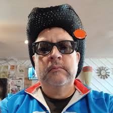 What kind of collars or harnesses prevent puppies from slipping out?