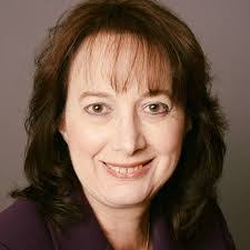 Elise Salisbury's Instagram, Twitter & Facebook