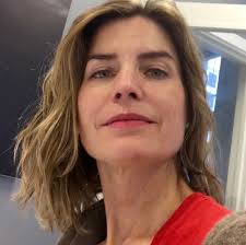 Jeg er overveldet... Sekunder etter at jeg annonserte at jeg slutter som  redaktør i Hemali, skjedde det: Et ras av nydelige meldinger, kommentarer,  e-poster, telefoner... Jeg skulle svart hver enkelt, men det