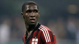 Cristian zapata's aunt, limbaina zapata, was kidnapped in 2013 with the demand of 150 million usd as cristian zapata started his youth football career from deportivo cali and with the same club, he. Cristian Zapata Complete Information Wiki Photos Videos