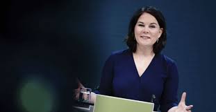 Stefan weber a afirmat pe blogul său că unele pasaje din cartea annalenei baerbock nu au fost scrise. Mediastiriv1 Freenode Ro Image 202105 W800 Medi