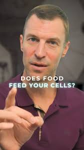 This homemade sunburn spray recipe is the perfect remedy to any sunburn.  The aloe vera and coconut oil will help to rehydrate your skin while the  peppermint essential oil soothes the inflammation.