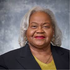 Rosie Peterson's Instagram, Twitter & Facebook