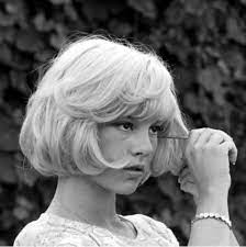 25 French Bob Haircuts Hairiz Short Hair Styles Vintage Hairstyles Hair Inspiration