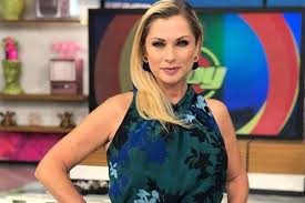 Leticia Calderon Bromeo Acerca De Las Infidelidades De Su Ex Esposo Juan Collado En 2020 Leticia Calderon Atropellados Calderon