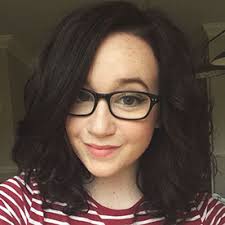 Darcey Hicks's Instagram, Twitter & Facebook