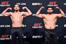 Download the ufc mobile app for past & live fights and more! Ufc Fight Night Start Time When The Main Card And Whittaker Vs Gastelum Begin On Saturday On Espn Draftkings Nation