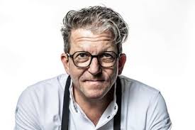 Gault Millau kürt Daniel Schicker zu „Österreichs Sommelier des Jahres  2022“: Tageskarte