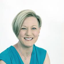 Amanda Valley's Instagram, Twitter & Facebook