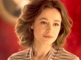 — мы разговариваем между новым годом и рождеством. Marina Neyolova Biografiya Roli I Filmy Na Kanale Dom Kino