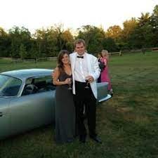 Freelance writer for hire covering sports, business, and everything in between. Matt Lindner Iceman10320 Twitter