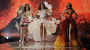 Bevor die show begann, gab es online auf prosieben.de eine preshow in der etage 7 und dort war ich live zu gast. Das Finale Germany S Next Topmodel 2013