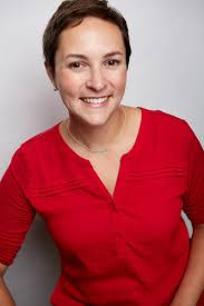 Elizabeth Menefee's Instagram, Twitter & Facebook