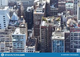 News & world report ranks the best hotels in new york city based on an analysis of industry awards, hotel star ratings and user ratings. Luftaufnahmen In Der Nahe Von Uberfullten Gebauden In New York City An Sonniger Zeit Baukonzept Uberfullte Stadte Und Wohnungen Stockfoto Bild Von Komprimiert Bezirk 164951898