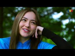 Pada pandangan saya, penampilan hannah bertudung cukup manis dan cantik. 30 Pesanan Suara Full Episod