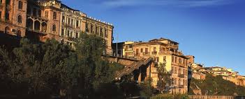 Resultado de imagen de lugares turisticos de cuenca ecuador