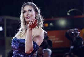 ‘Diva Futura’ a Venezia. Sogni e leggerezza: quando il porno era pop