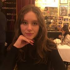 Jessica Lynes's Instagram, Twitter & Facebook