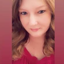 Jennifer Eaves's Instagram, Twitter & Facebook