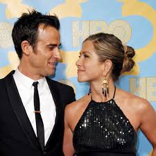 52 yaşındaki oyuncu, eski eşi brad pitt ile artık 'i̇ki dost' olduklarını. Jennifer Aniston Hat Heimlich Justin Theroux Geheiratet Der Spiegel