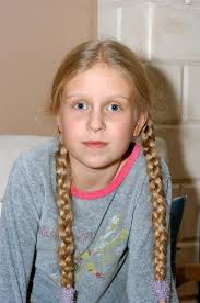 Pamiętacie, jak kiedyś wyglądała Natalka z serialu "M jak miłość"? Wyrosła  na piękną kobietę!