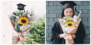Shop graduation flower bouquets for all graduation ceremonies including high school, college, university. 6 Best Graduation Bouquets For Him In Singapore The Bud Box