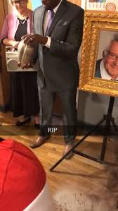 Impressive! This Man Successfully Pretended To Ignore A Parent Yelling At  Their Child In Public