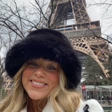 Maria Coffey's Instagram, Twitter & Facebook