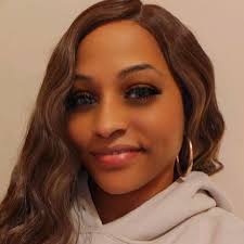 looking for some good eye mask. pure got the perfect 24k gold eye mask...