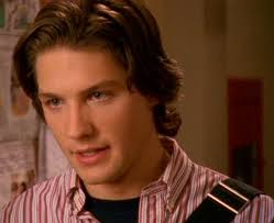 I just realized that Michael Cassidy aka Zach Stevens is Jimmy Olsen in BvS  Dawn of Justice : r/TheOC