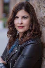 Laura Taylor's Instagram, Twitter & Facebook