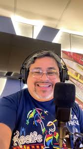 Bob Lester mas pode me chamar de Boto Lester. Já estou espalhando meus  encantamentos por essas paragens…..