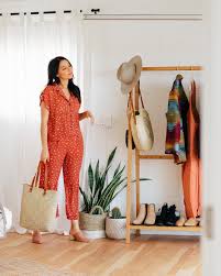 Are you living in a studio apartment with limited square footage and no guest room or a one of the things that people tend to overlook in interior design is the vertical space. Maximizing Your Space Interior Design Ideas For A Small House Or Apartment