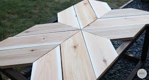 Rustic outdoor table epoxy table top this is how to make a rustic table that is weather proof. Diy Outdoor Chevron Coffee Table Diy Huntress