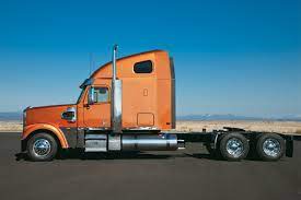 See full list on usedvending.com How To Estimate A New Semi Truck S Price Freightliner Trucks