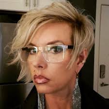 Rebecca Preston (@wigsat50) • Threads, Say more